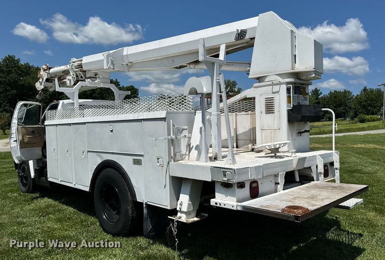 image for item OF9861 1983 Chevrolet  C70 bucket truck