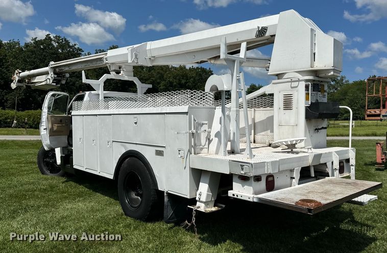 image for item OF9861 1983 Chevrolet  C70 bucket truck