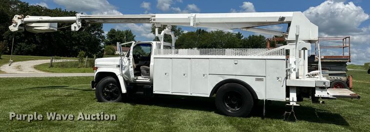 image for item OF9861 1983 Chevrolet  C70 bucket truck