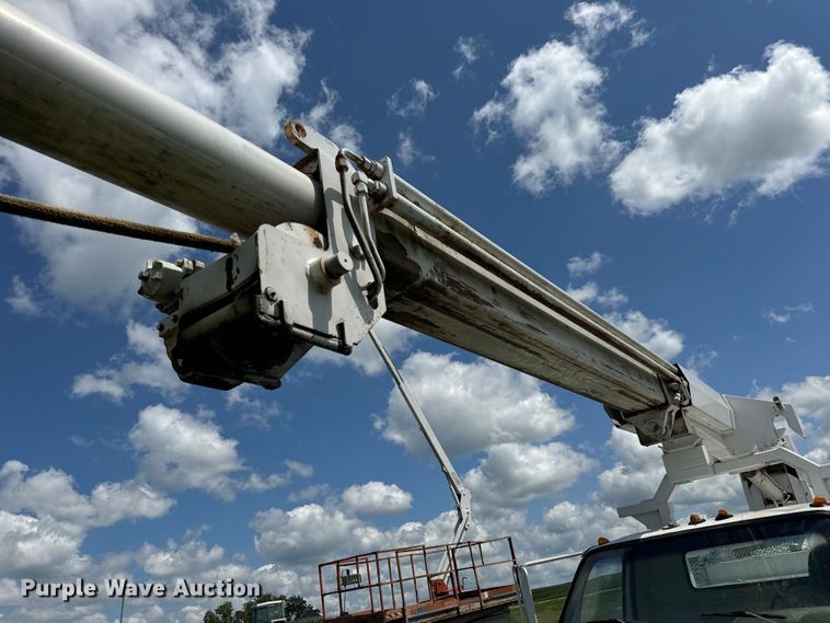image for item OF9861 1983 Chevrolet  C70 bucket truck