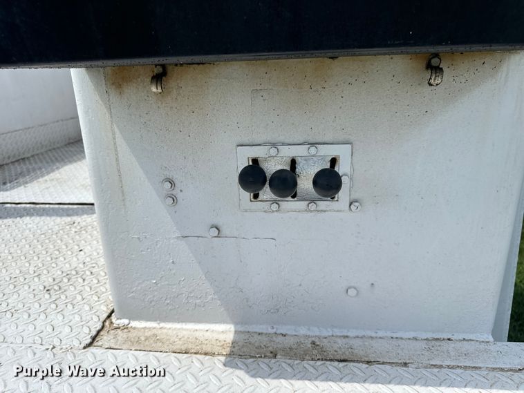 image for item OF9861 1983 Chevrolet  C70 bucket truck