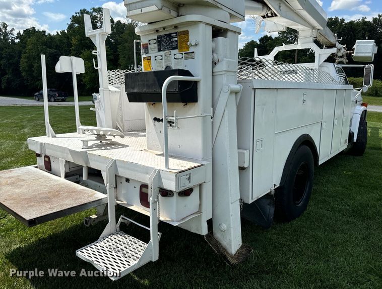 image for item OF9861 1983 Chevrolet  C70 bucket truck