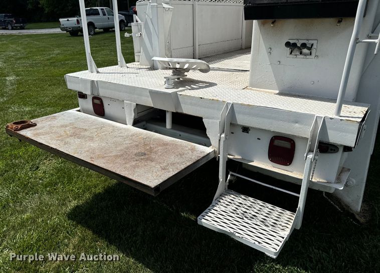 image for item OF9861 1983 Chevrolet  C70 bucket truck