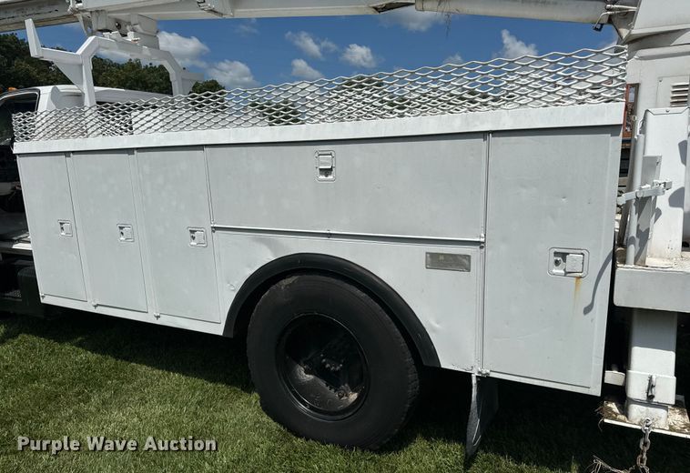 image for item OF9861 1983 Chevrolet  C70 bucket truck