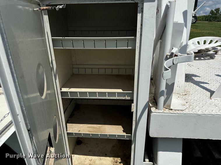 image for item OF9861 1983 Chevrolet  C70 bucket truck