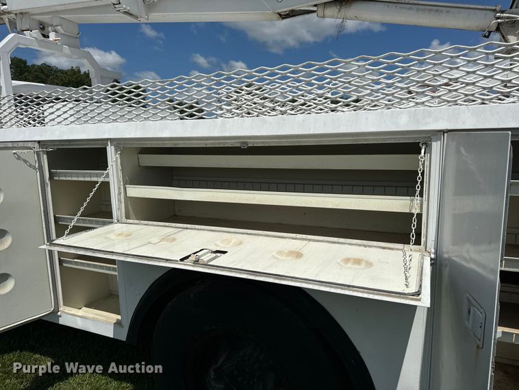 image for item OF9861 1983 Chevrolet  C70 bucket truck