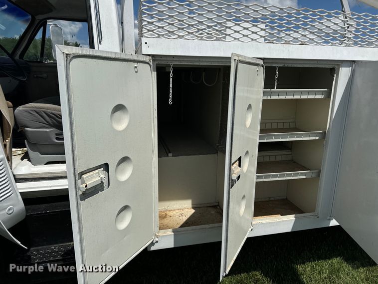 image for item OF9861 1983 Chevrolet  C70 bucket truck