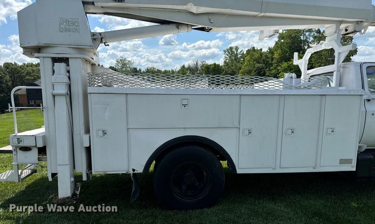 image for item OF9861 1983 Chevrolet  C70 bucket truck