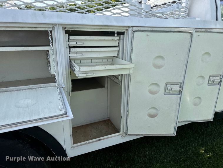 image for item OF9861 1983 Chevrolet  C70 bucket truck