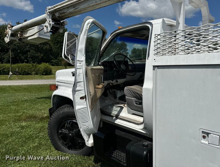 image for item OF9861 1983 Chevrolet  C70 bucket truck