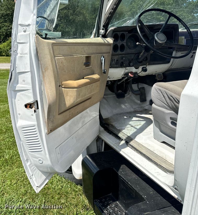 image for item OF9861 1983 Chevrolet  C70 bucket truck