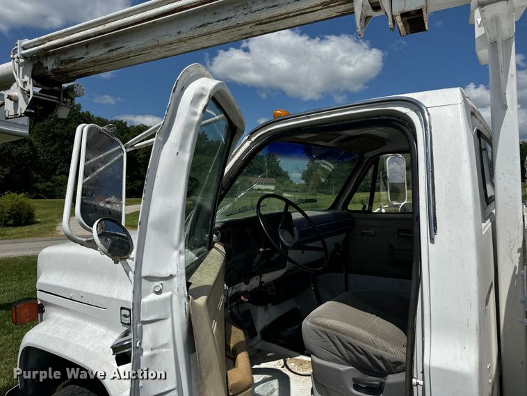 image for item OF9861 1983 Chevrolet  C70 bucket truck