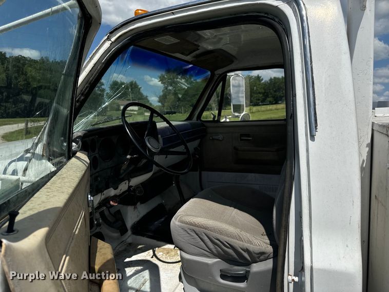 image for item OF9861 1983 Chevrolet  C70 bucket truck