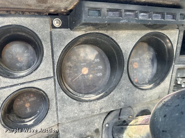 image for item OF9861 1983 Chevrolet  C70 bucket truck