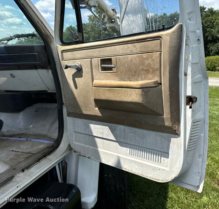 image for item OF9861 1983 Chevrolet  C70 bucket truck