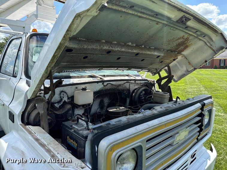 image for item OF9861 1983 Chevrolet  C70 bucket truck