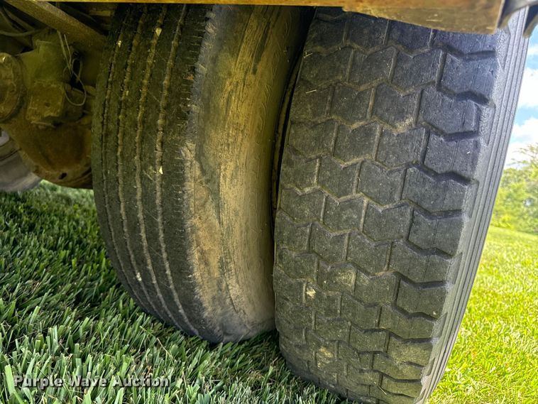 image for item OF9861 1983 Chevrolet  C70 bucket truck