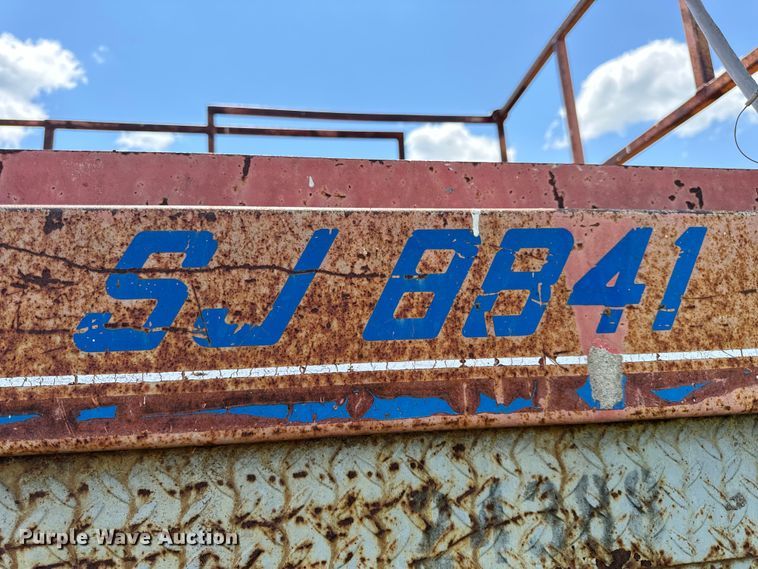 image for item OF9862 2002 SkyJack SJ8841 scissor lift