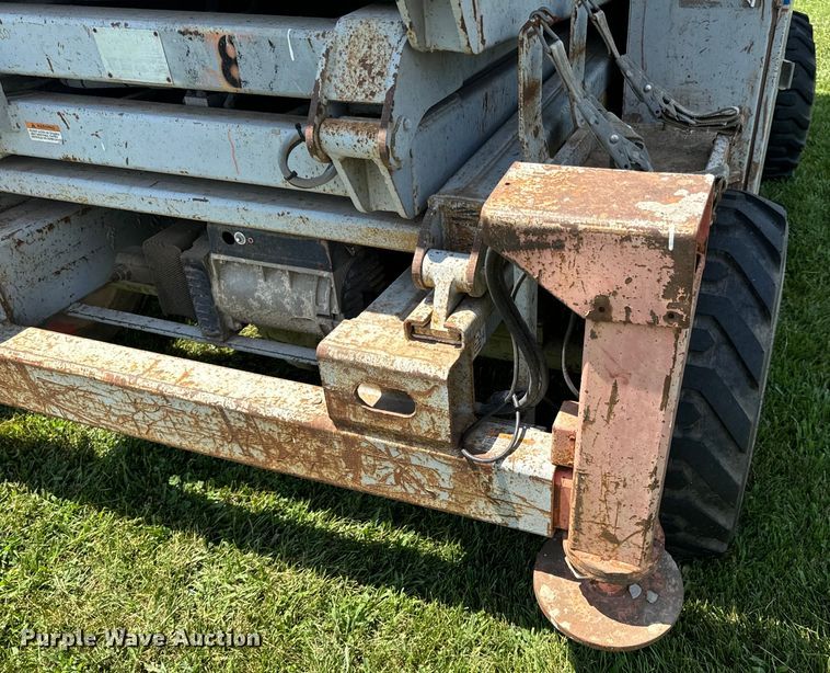 image for item OF9862 2002 SkyJack SJ8841 scissor lift