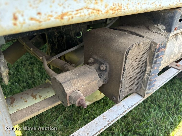 image for item OF9862 2002 SkyJack SJ8841 scissor lift