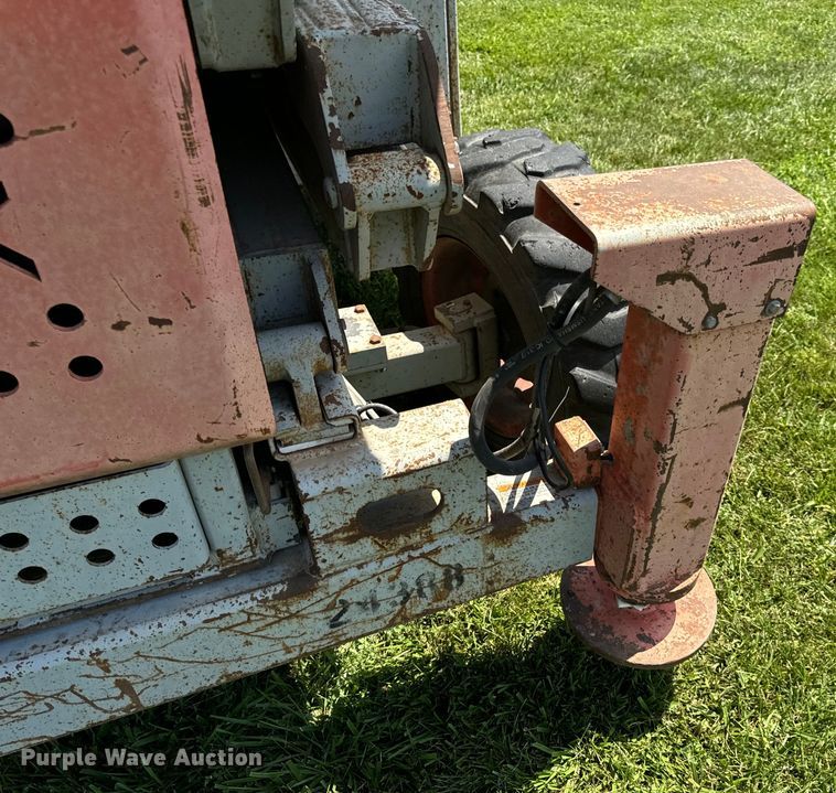 image for item OF9862 2002 SkyJack SJ8841 scissor lift