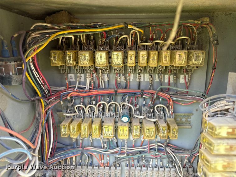 image for item OF9862 2002 SkyJack SJ8841 scissor lift