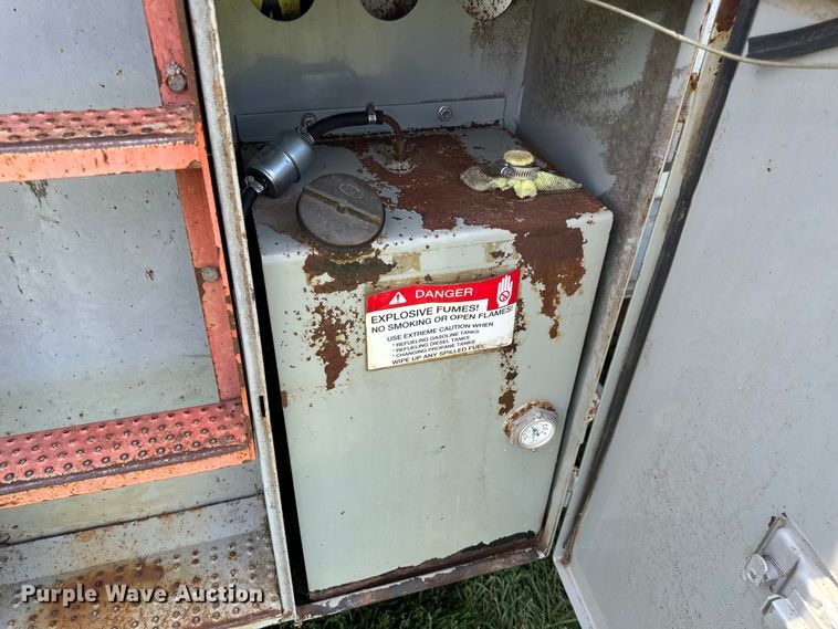 image for item OF9862 2002 SkyJack SJ8841 scissor lift