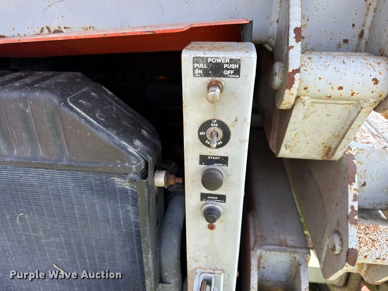 image for item OF9862 2002 SkyJack SJ8841 scissor lift