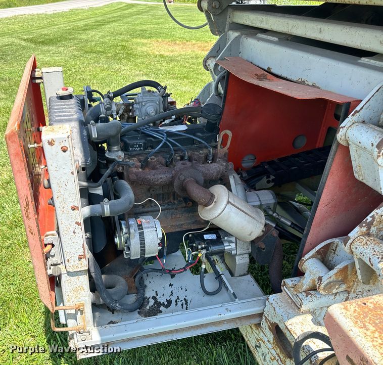 image for item OF9862 2002 SkyJack SJ8841 scissor lift