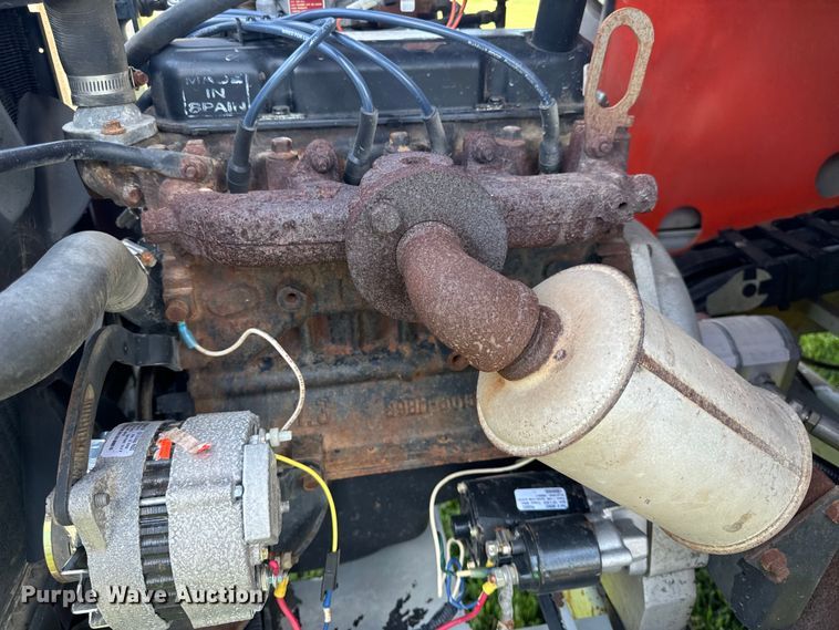 image for item OF9862 2002 SkyJack SJ8841 scissor lift