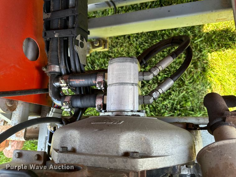 image for item OF9862 2002 SkyJack SJ8841 scissor lift