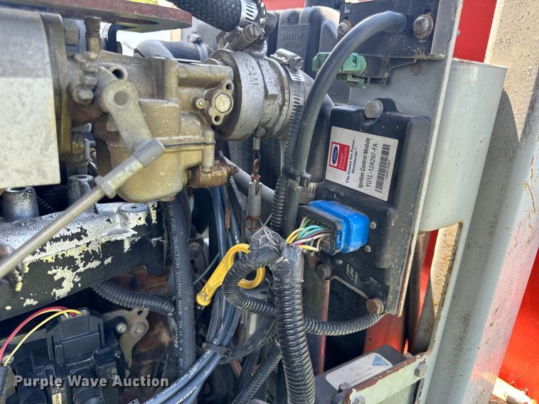 image for item OF9862 2002 SkyJack SJ8841 scissor lift