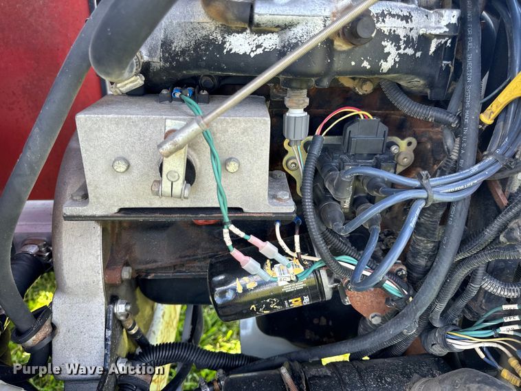 image for item OF9862 2002 SkyJack SJ8841 scissor lift