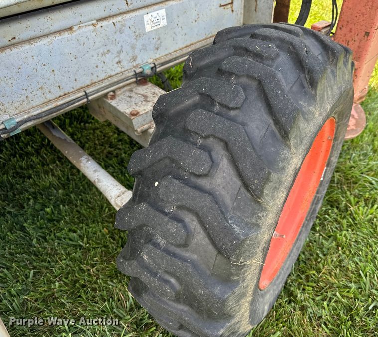 image for item OF9862 2002 SkyJack SJ8841 scissor lift