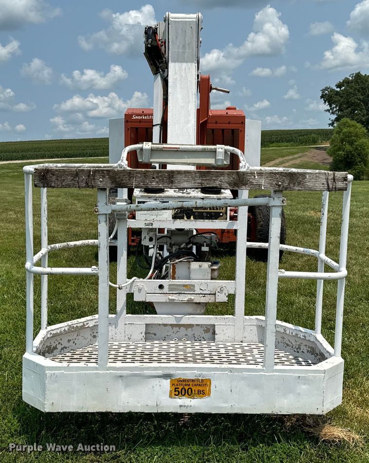 image for item OF9863 1994 Snorkelift ATB60 boom lift