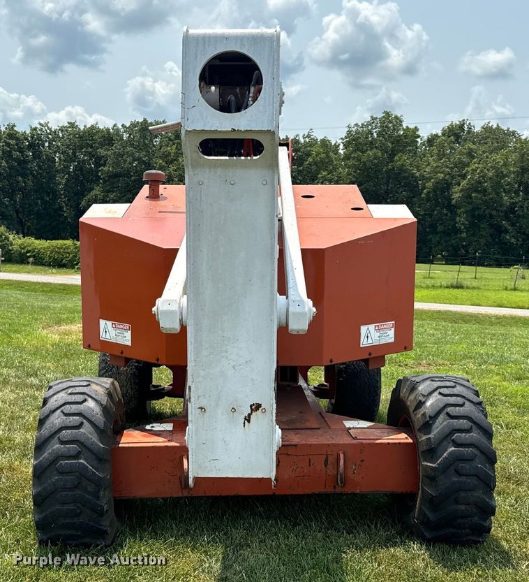 image for item OF9863 1994 Snorkelift ATB60 boom lift