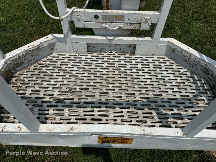 image for item OF9863 1994 Snorkelift ATB60 boom lift