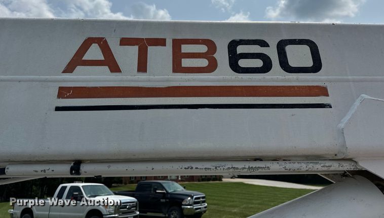 image for item OF9863 1994 Snorkelift ATB60 boom lift