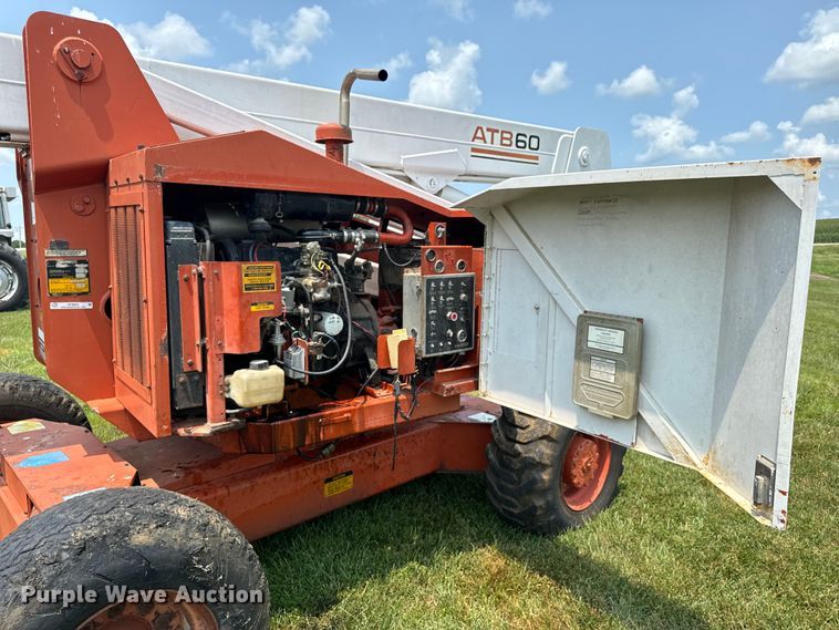 image for item OF9863 1994 Snorkelift ATB60 boom lift