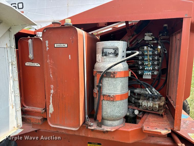 image for item OF9863 1994 Snorkelift ATB60 boom lift