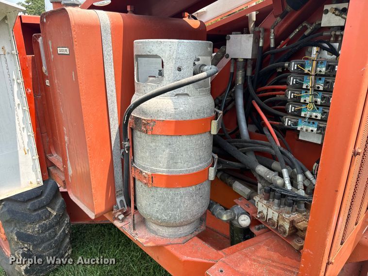 image for item OF9863 1994 Snorkelift ATB60 boom lift