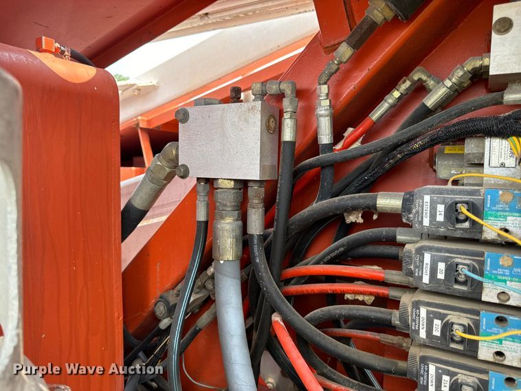 image for item OF9863 1994 Snorkelift ATB60 boom lift