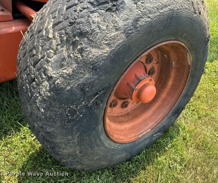 image for item OF9863 1994 Snorkelift ATB60 boom lift