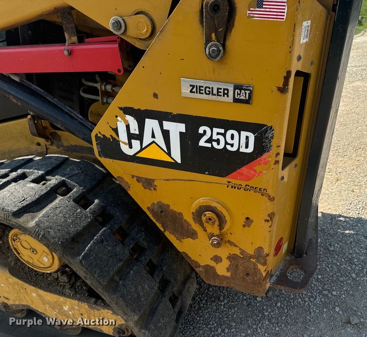 image for item OF9877 2016 Caterpillar  259D tracked skid steer loader