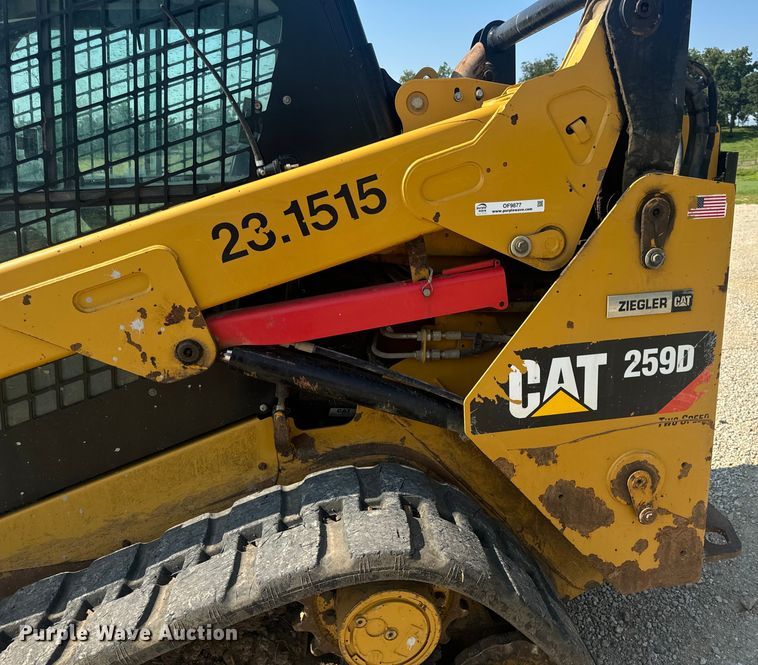 image for item OF9877 2016 Caterpillar  259D tracked skid steer loader