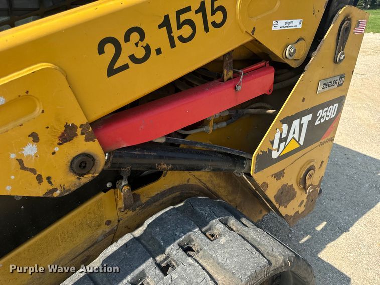 image for item OF9877 2016 Caterpillar  259D tracked skid steer loader