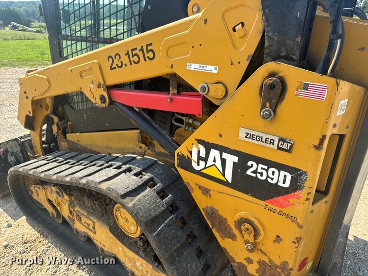 image for item OF9877 2016 Caterpillar  259D tracked skid steer loader