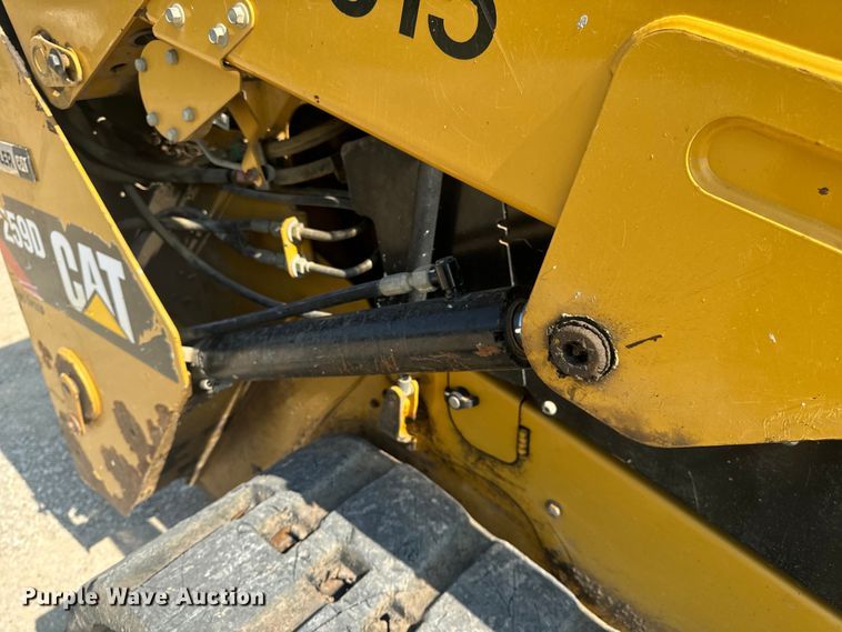 image for item OF9877 2016 Caterpillar  259D tracked skid steer loader