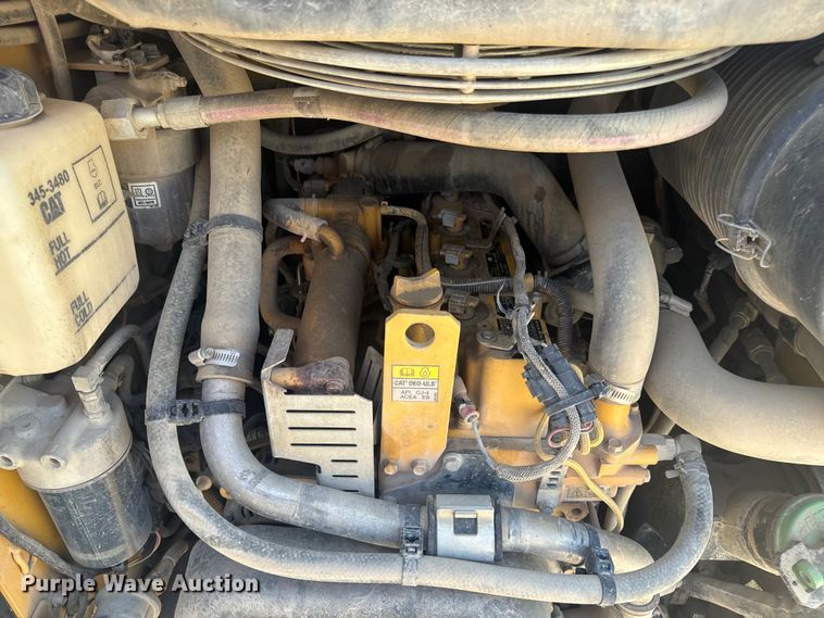 image for item OF9877 2016 Caterpillar  259D tracked skid steer loader