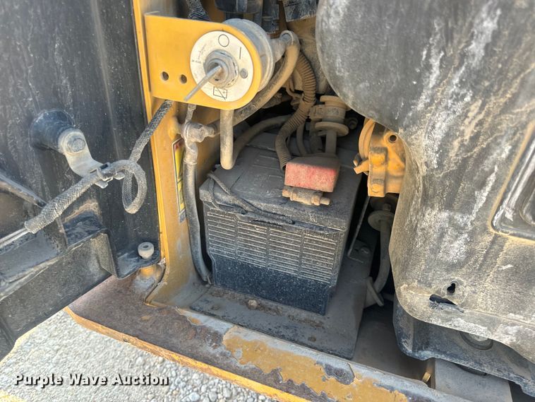 image for item OF9877 2016 Caterpillar  259D tracked skid steer loader